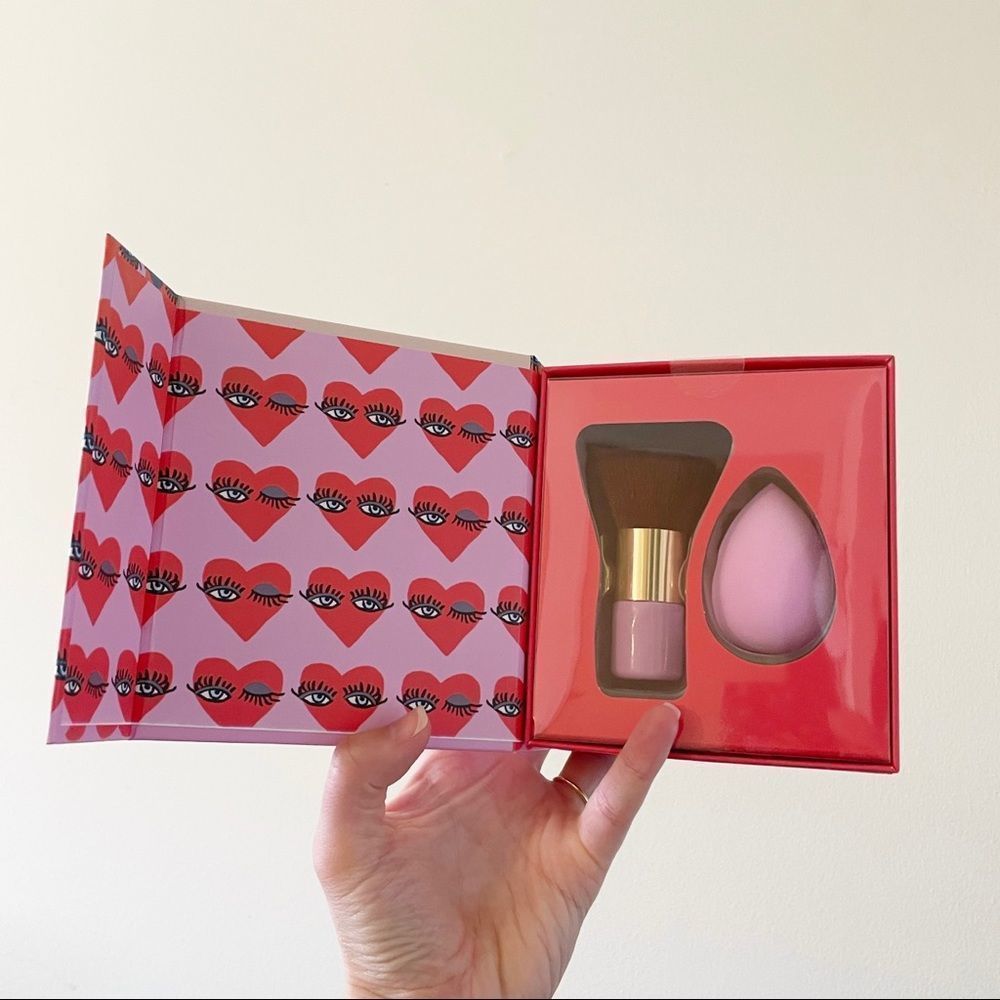 Bouffants and Broken Hearts Makeup Sponge and Kabuki Brush